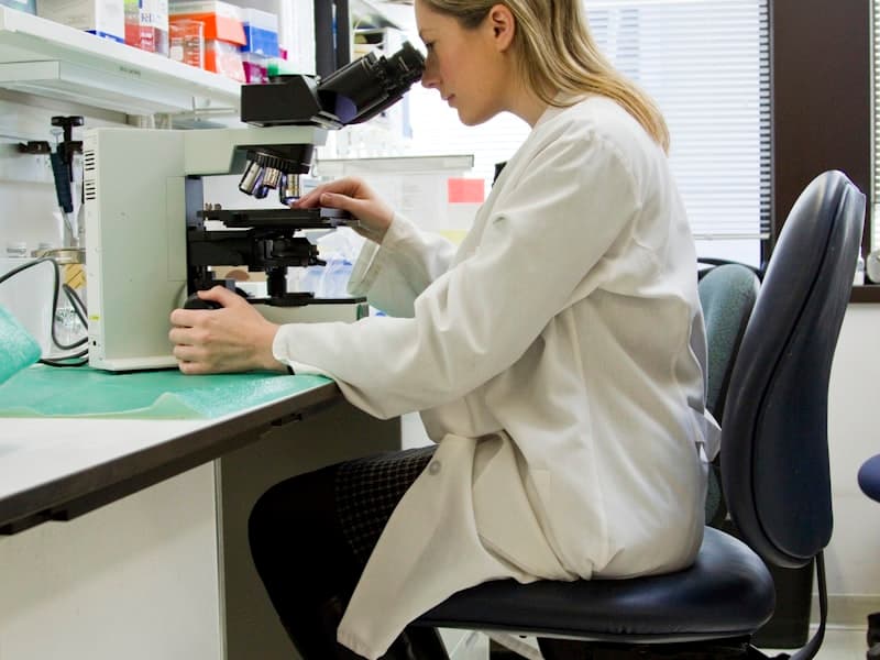 Surgical instruments and medical equipment for hospitals and clinics